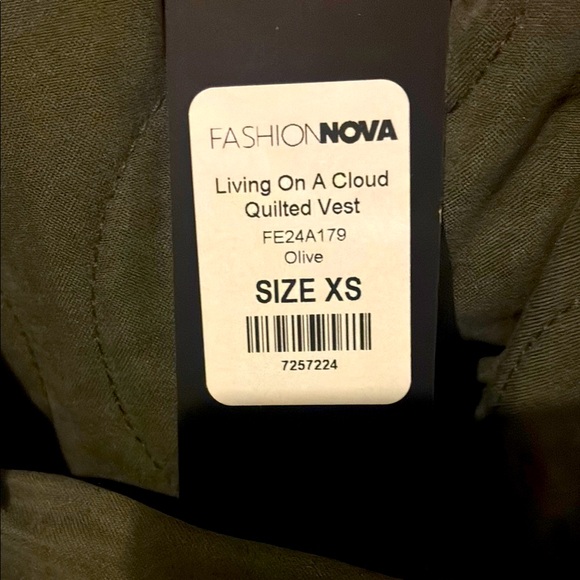 Fashion Nova Olive Green Quilted Vest - Picture 3 of 8